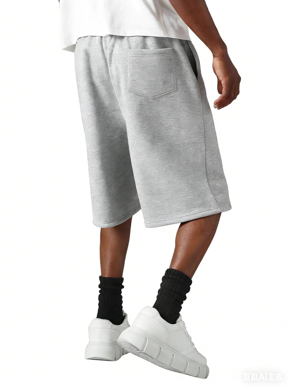 Elevate Your Everyday Style with Men's Fitted Wide-Leg Comfy Shorts - Versatile Trousers with Adjustable Drawstring Waist and Practical Pockets in Beige and Grey